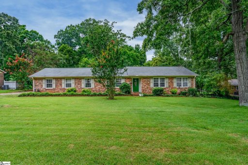 102 Crestwood Drive