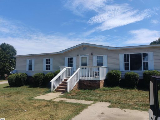 206 Walnut Crest Court