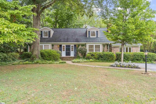 86 Lake Forest Drive