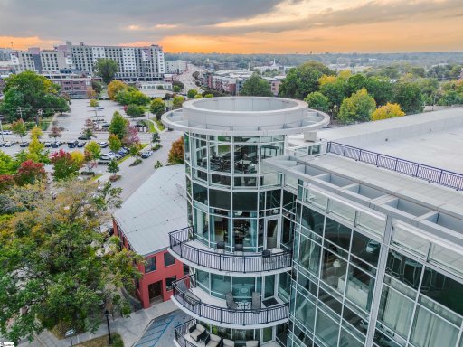 201 Riverplace Drive #805