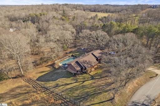 405 Dove Hill Circle