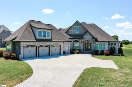 208 Vista Pointe Drive