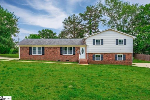 102 Forest Park Drive