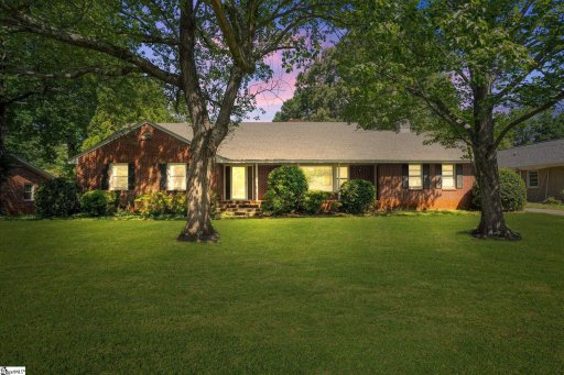 109 Lake Forest Drive