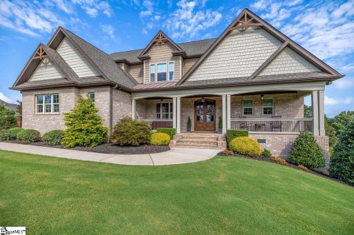 543 Live Oak Court