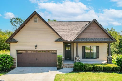 204 Laurel Trace Circle