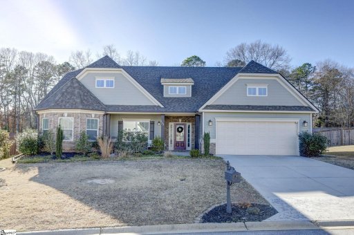 117 Wild Hickory Circle