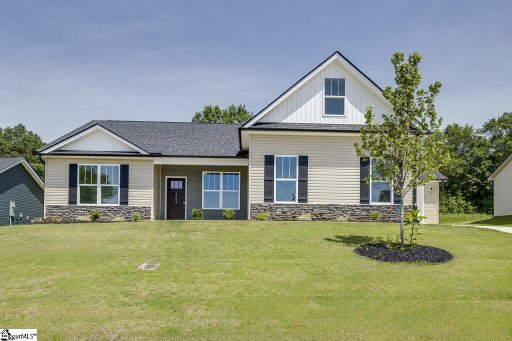 206 Legacy Lane