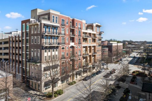 111 E Mcbee Avenue Unit 202