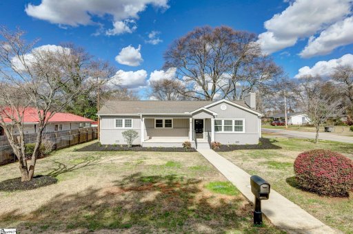 19 Brownwood Drive