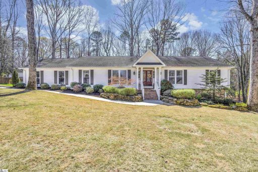 105 Hollyberry Court