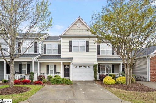 118 Pine Walk Drive