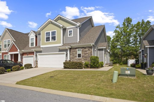 121 Creekhaven Lane