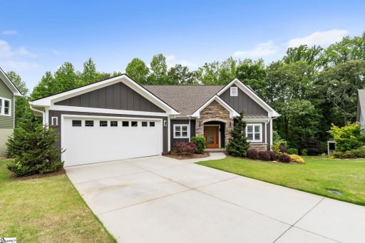 27 Trails Edge Court