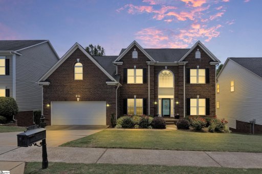 10 Suffolk Downs Way