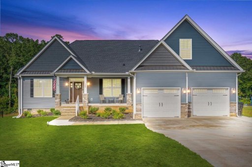 125 Estateside Drive