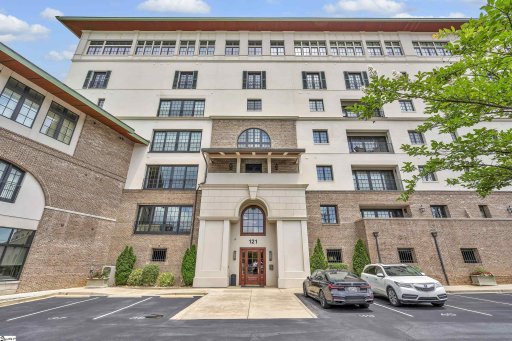 121 Rhett Street 502