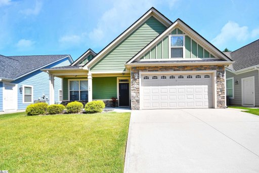104 Red Rock Lane