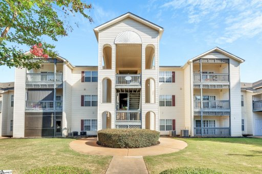 131 Wexford Drive Unit #206