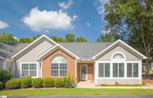 1302 Heritage Club Drive