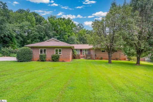 134 Kingswood Circle