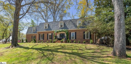 209 Laurel Road