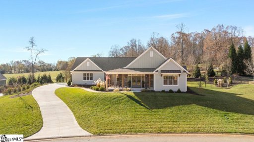 212 Lord Byron Lane