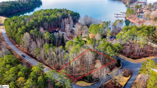 201 Wild Oak Court