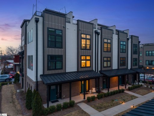 121 W Stone Avenue Unit 8