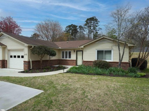 414 Lakeside Circle