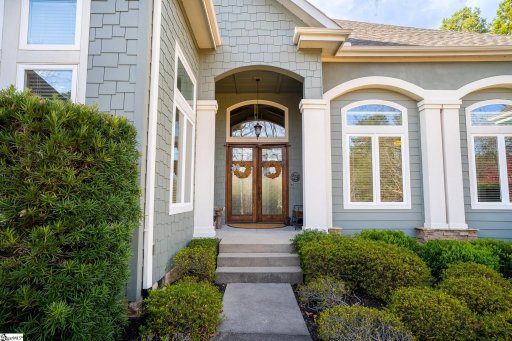 207 Briarledge Drive