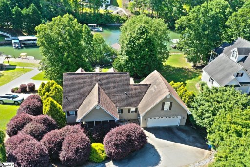 Keowee Cove
