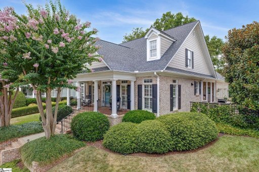 8 Kershaw Court