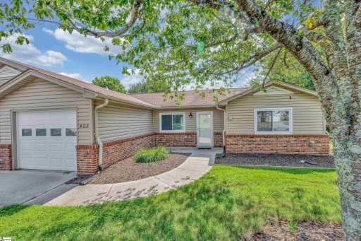 403 Lakeside Circle
