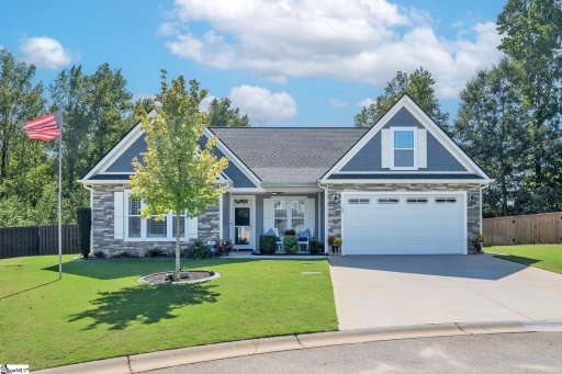 122 Marshfield Trail