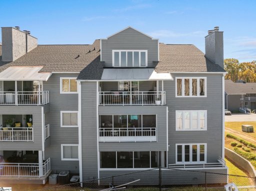 1609 Northlake Drive