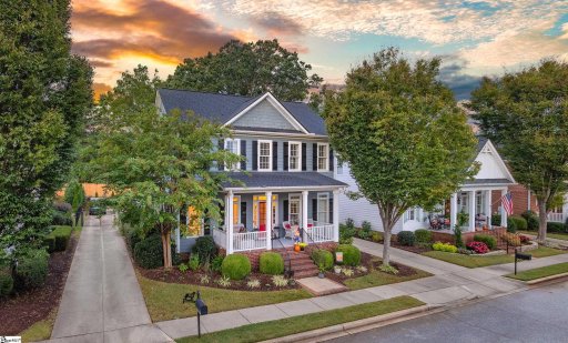 107 Applewood Drive