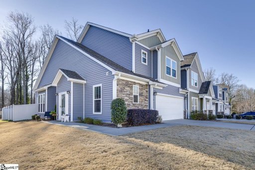 12 Creekhaven Lane