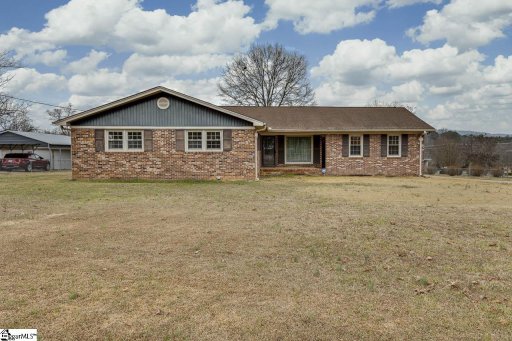2 Tazewell Drive