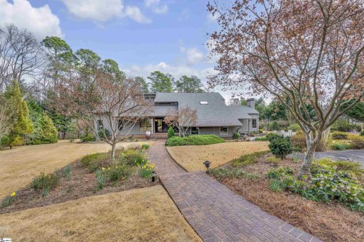 122 Woodland Lane