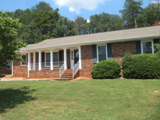 6 Willow Run Terrace