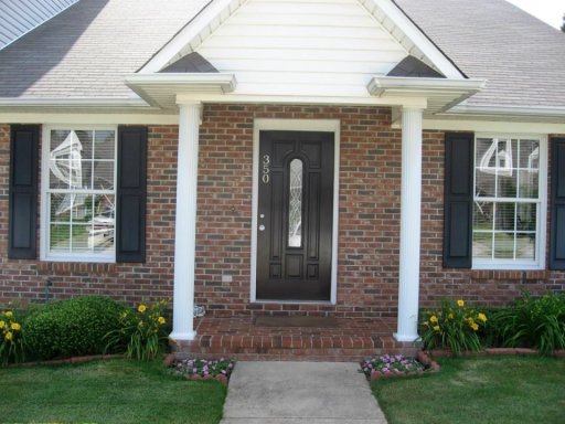 350 W Pointe Drive
