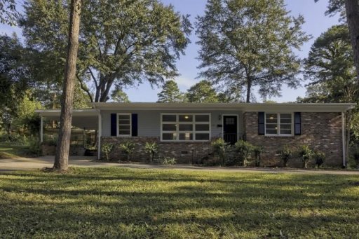 202 Tanglewylde Drive