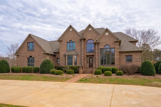 120 Lake Park Drive