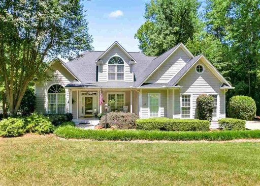 108 Lake Bowen Dr