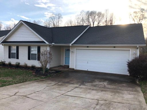 274 Chateau St