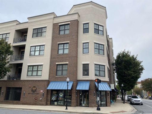 155 E Broad Street Unit 207