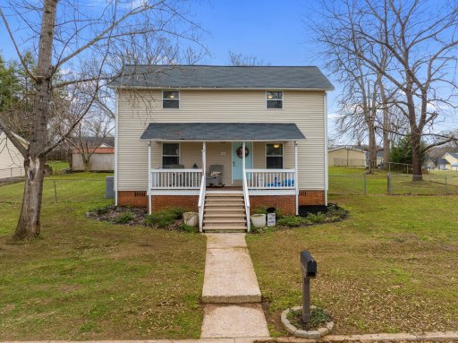 12 F Street