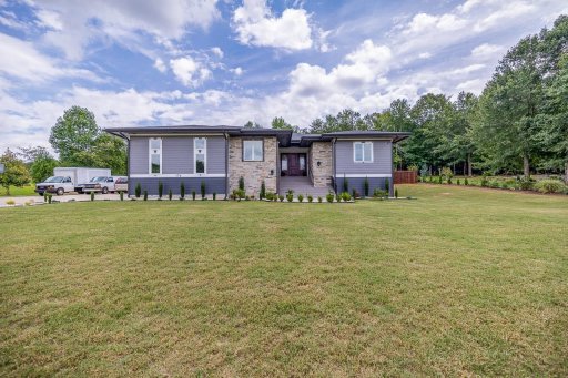 176 Shore Heights Dr