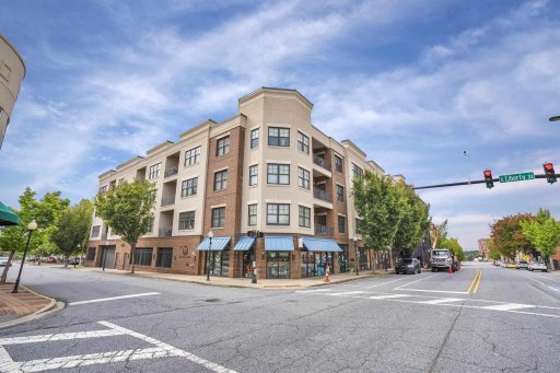 155 E Broad St, Unit # 211